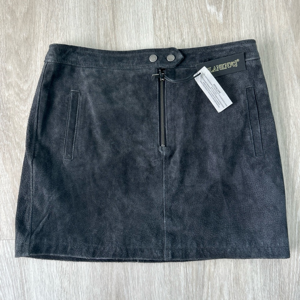 Blank NYC Women’s 29 Gray Suede Leather Mini Skirt NWT